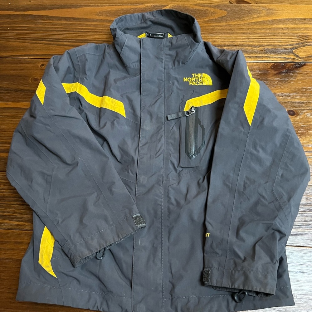 The North Face Size XS (6) Hyvent Raincoat Kids, Coat, Jacket